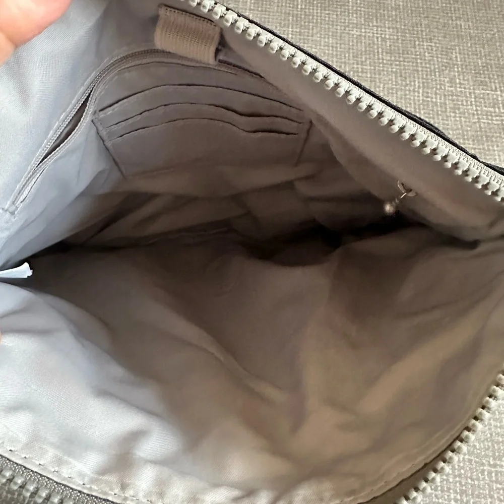 Baggallini Black Nylon Crossbody Messenger Bag Lightweight Travel Everyday